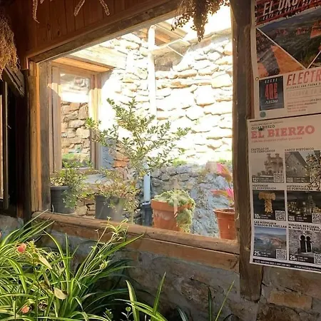 Cornatel Médulas Hotel Borrenes